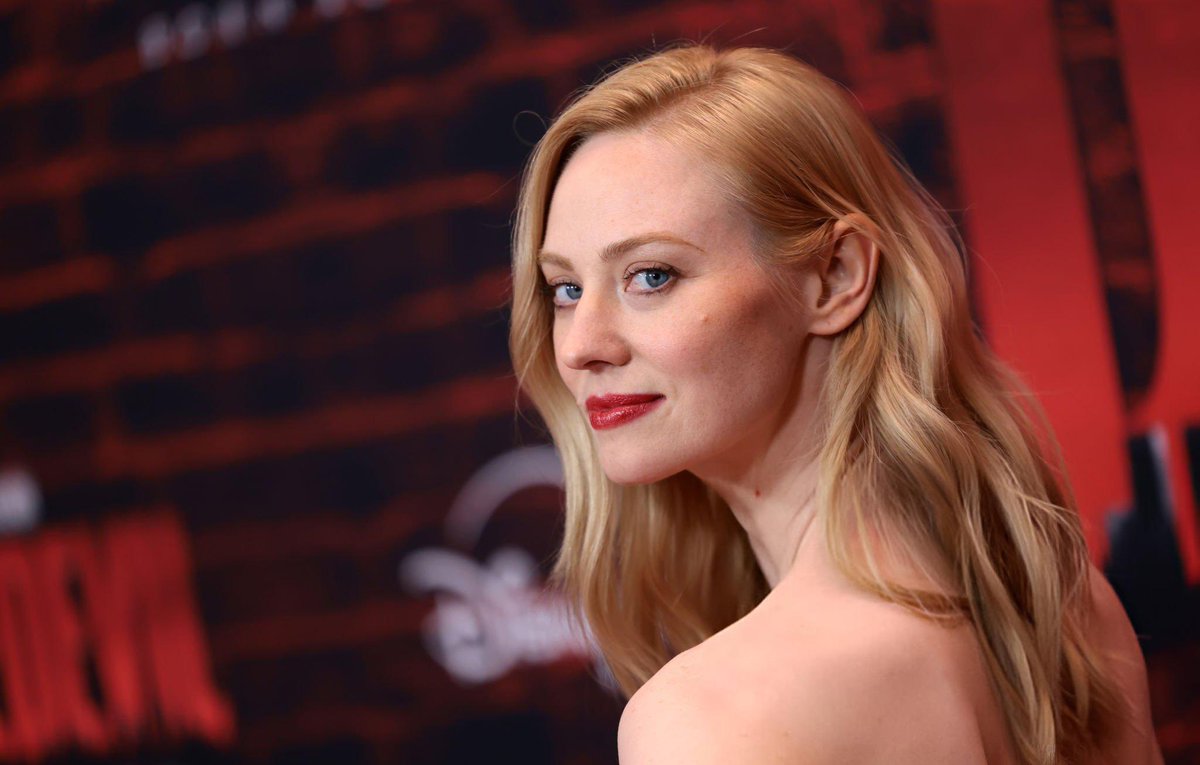 Дебора Энн Уолл фото 4